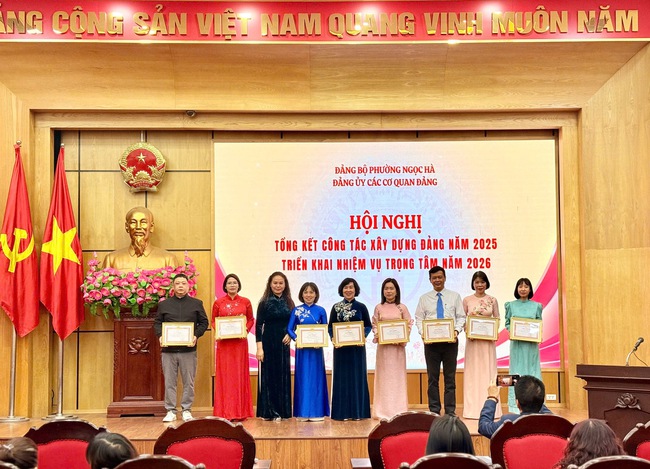 Đảng uỷ các cơ quan Đảng phường Ngọc Hà: Tổng kết công tác xây dựng Đảng năm 2025- Ảnh 2.