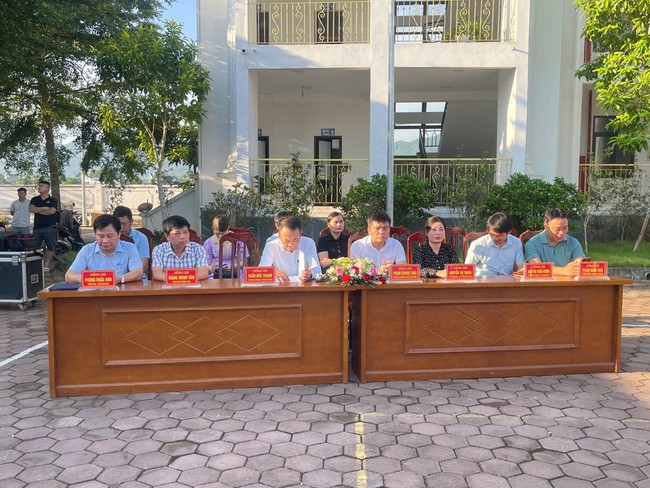 Lễ phát động đợt cao điểm chỉnh trang cảnh quan, đảm bảo an toàn giao thông, trật tự đô thị và tổng vệ sinh môi trường năm 2025- Ảnh 1.