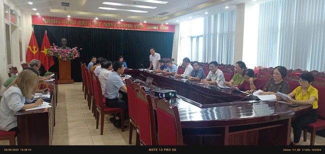 Phường Ngọc Hà tổ chức lấy ý kiến cộng đồng về đánh giá tác động môi trường- Ảnh 1.