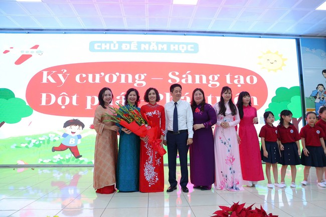 Rộn ràng không khí khai giảng năm học mới tại phường Ngọc Hà- Ảnh 12.