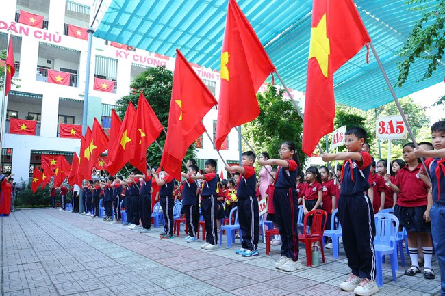 Rộn ràng không khí khai giảng năm học mới tại phường Ngọc Hà- Ảnh 13.