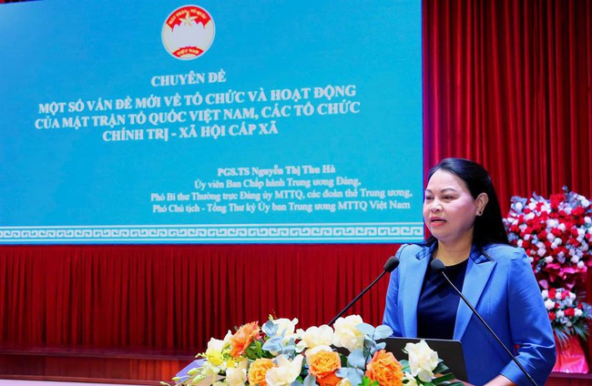 Khai giảng Lớp bồi dưỡng cập nhật kiến thức, kỹ năng đối với cán bộ lãnh đạo quản lý xã, phường, đặc khu- Ảnh 4.