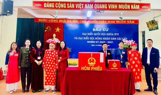 Phường Tây Mỗ náo nức trong "Ngày hội non sông"- Ảnh 2.