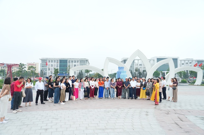 Gia Lâm tăng cường kết nối, nâng cao chất lượng dịch vụ du lịch- Ảnh 1.