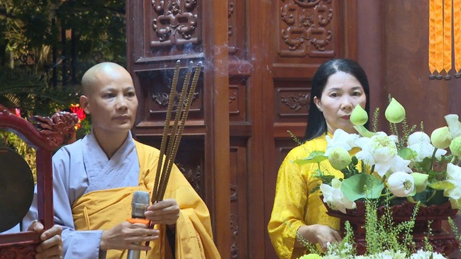 TRANG NGHIÊM ĐẠI LỄ PHẬT ĐẢN PHẬT LỊCH 2570
TẠI CHÙA THÁI ÂN - xã Tam Hưng -Tp Hà Nội- Ảnh 1.