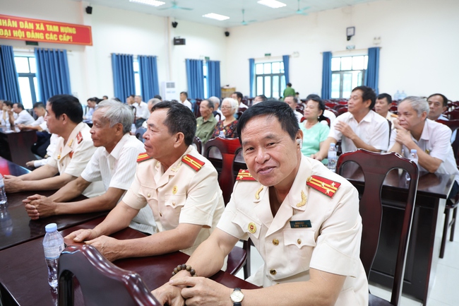 Đại hội thành lập Hội Cựu Công an nhân dân xã Tam Hưng lần thứ nhất, nhiệm kỳ 2026 – 2031- Ảnh 6.