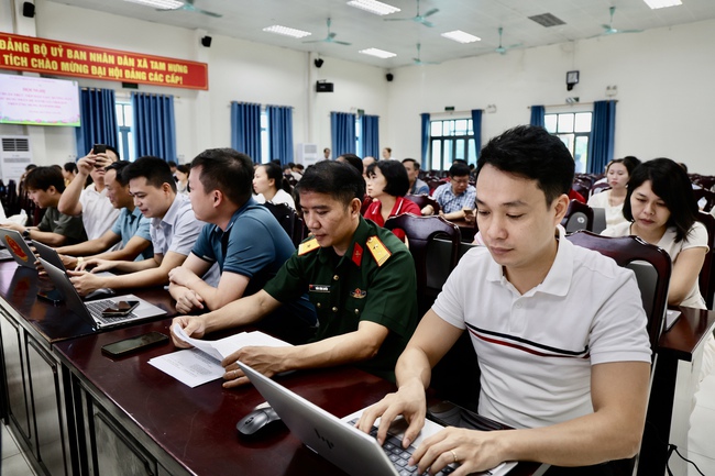 Xã Tam Hưng tổ chức tập huấn sử dụng phân hệ Đánh giá OKR/KPI trên ứng dụng Hanoiwork- Ảnh 5.