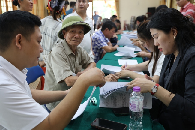 Xã Tam Hưng chi trả tạm ứng hơn 33 tỷ đồng hỗ trợ giải phóng mặt bằng Dự án Khu đô thị mới Mỹ Hưng - Cienco5.- Ảnh 1.