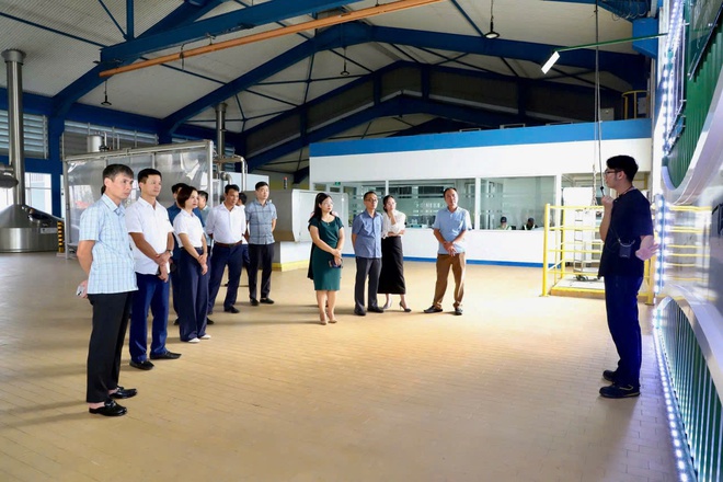 LÃNH ĐẠO XÃ HỒNG VÂN: GIAO LƯU VÀ THAM QUAN NHÀ MÁY BIA HEINEKEN VIỆT NAM- CHI NHÁNH HÀ NỘI- Ảnh 4.