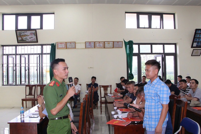 Xã Phú Nghĩa tổ chức lớp tập huấn nghiệp vụ phòng cháy, chữa cháy và cứu nạn cứu hộ cho các hộ gia đình, cơ sở sản xuất kinh doanh trên địa bàn- Ảnh 6.