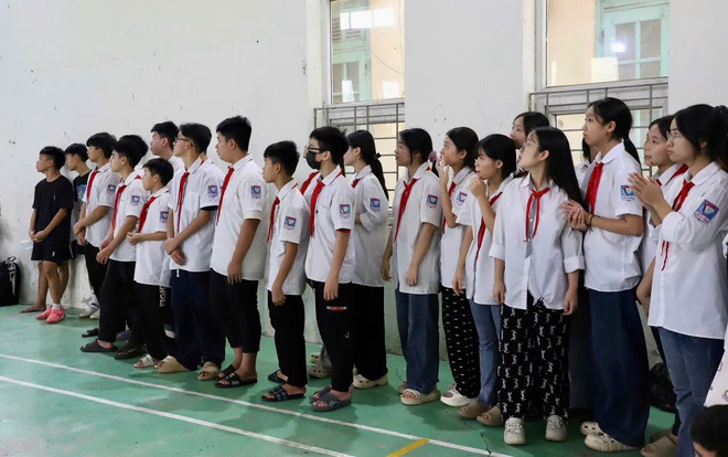 XÃ HỒNG VÂN TỔ CHỨC THÀNH CÔNG GIẢI ĐÁ CẦU HỌC SINH (TRONG KHUÔN KHỔ ĐẠI HỘI TDTT XÃ HỒNG VÂN LẦN THỨ I – NĂM 2025)- Ảnh 13.