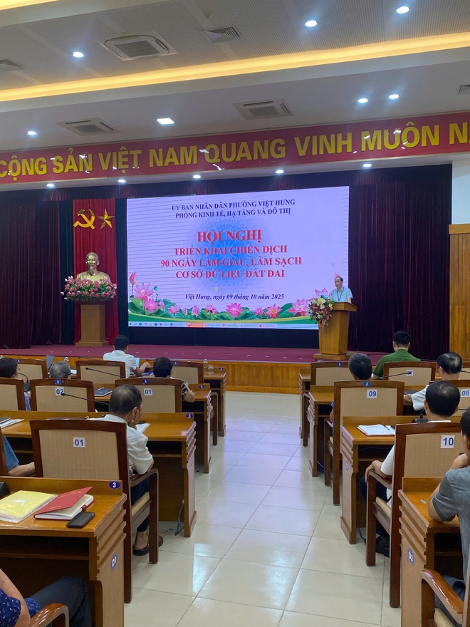 Phường Việt Hưng tổ chức Hội nghị triển khai thực hiện chiến dịch làm giàu, làm sạch cơ sở dữ liệu đất đai trên địa bàn phường- Ảnh 6.