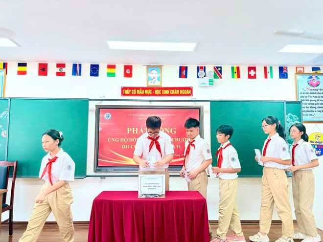 LAN TỎA YÊU THƯƠNG - CHIA SẺ KHÓ KHĂN CÙNG ĐỒNG BÀO VÙNG LŨ - Ảnh 7.