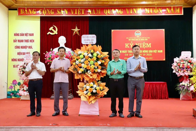 HỘI NÔNG DÂN XÃ HỒNG VÂN KỶ NIỆM 95 NĂM NGÀY THÀNH LẬP HỘI NÔNG DÂN VIỆT NAM (14/10/1930 - 14/10/2025)- Ảnh 1.