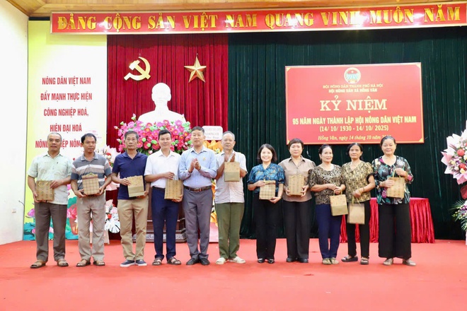 HỘI NÔNG DÂN XÃ HỒNG VÂN KỶ NIỆM 95 NĂM NGÀY THÀNH LẬP HỘI NÔNG DÂN VIỆT NAM (14/10/1930 - 14/10/2025)- Ảnh 6.