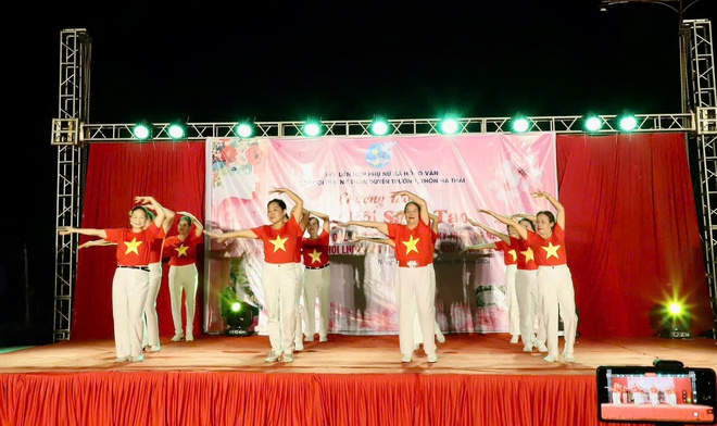 Chi hội Phụ nữ Thôn Duyên Trường, Thôn Hạ Thái: giao lưu văn nghệ và tổ chức “Ngày hội sáng tạo – Hội thi ẩm thực quê hương” chào mừng 95 năm thành lập Hội LHPN Việt Nam- Ảnh 7.
