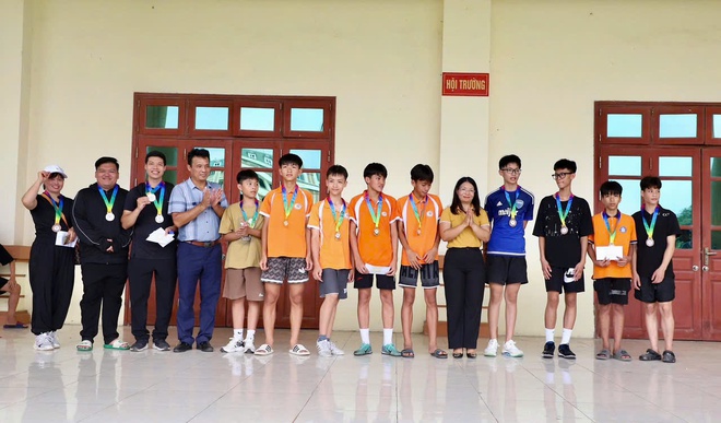 XÃ HỒNG VÂN: TỔ CHỨC THÀNH CÔNG MÔN THỂ DỤC NHỊP ĐIỆU AEROBIC VÀ MÔN ĐIỀN KINH- Ảnh 17.