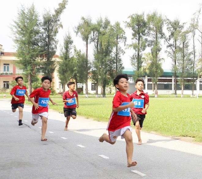XÃ HỒNG VÂN: TỔ CHỨC THÀNH CÔNG MÔN THỂ DỤC NHỊP ĐIỆU AEROBIC VÀ MÔN ĐIỀN KINH- Ảnh 14.