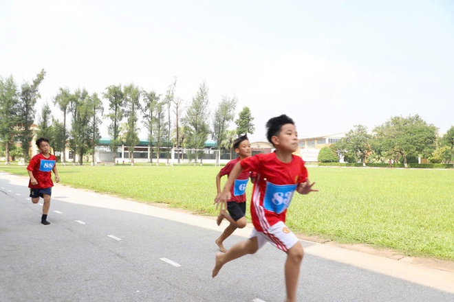 XÃ HỒNG VÂN: TỔ CHỨC THÀNH CÔNG MÔN THỂ DỤC NHỊP ĐIỆU AEROBIC VÀ MÔN ĐIỀN KINH- Ảnh 10.