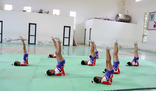 XÃ HỒNG VÂN: TỔ CHỨC THÀNH CÔNG MÔN THỂ DỤC NHỊP ĐIỆU AEROBIC VÀ MÔN ĐIỀN KINH- Ảnh 5.