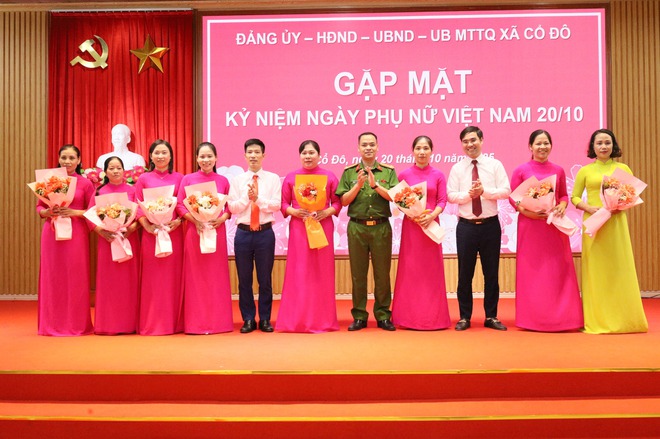 ĐẢNG ỦY – HĐND – UBND – ỦY BAN MTTQ XÃ CỔ ĐÔ TỔ CHỨC GẶP MẶT NỮ CÁN BỘ, CÔNG CHỨC, VIÊN CHỨC VÀ NGƯỜI LAO ĐỘNG NHÂN KỶ NIỆM 95 NĂM NGÀY THÀNH LẬP HỘI LIÊN HIỆP PHỤ NỮ VIỆT NAM (20/10/1930 – 20/10/2025)- Ảnh 4.