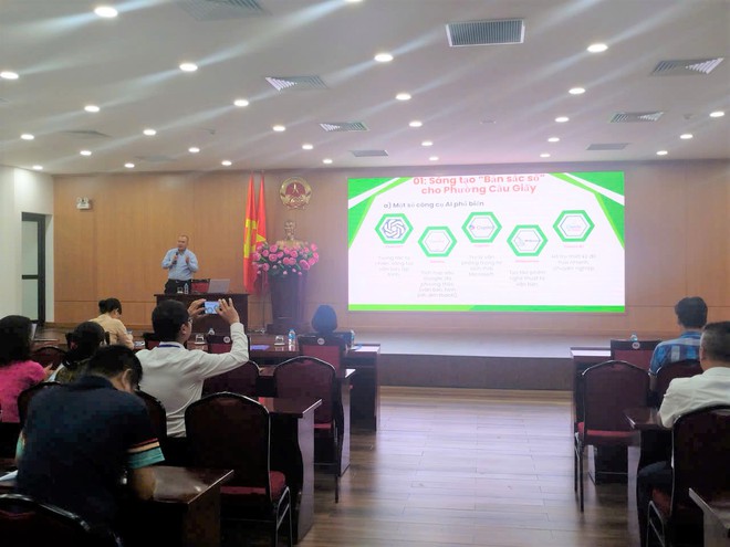 PHƯỜNG CẦU GIẤY TỔ CHỨC TẬP HUẤN “ỨNG DỤNG TRÍ TUỆ NHÂN TẠO TRONG THỰC HIỆN NHIỆM VỤ QUẢN LÝ NHÀ NƯỚC”- Ảnh 5.
