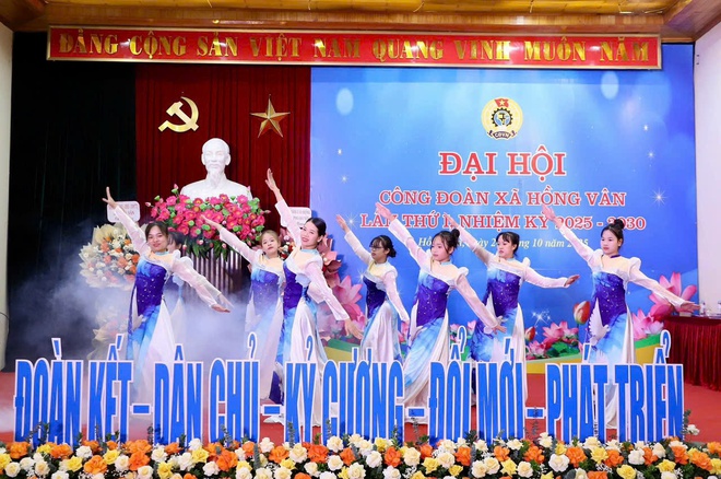 ĐẠI HỘI CÔNG ĐOÀN XÃ HỒNG VÂN LẦN THỨ I, NHIỆM KỲ 2025-2030 THÀNH CÔNG TỐT ĐẸP- Ảnh 8.