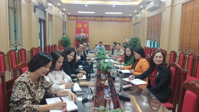 XÃ TRUNG GIÃ DỰ HỘI NGHỊ TRỰC TUYẾN TRIỂN KHAI NGHỊ QUYẾT 71-NQ/TW CỦA BỘ CHÍNH TRỊ- Ảnh 1.