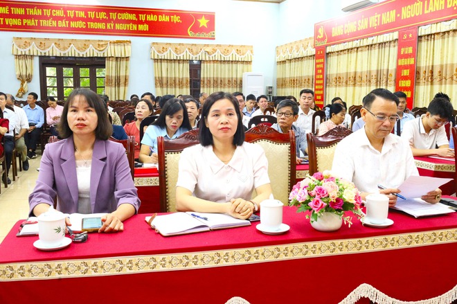 XÃ CỔ ĐÔ THAM DỰ TẬP HUẤN SỬ DỤNG HỆ THỐNG SỔ TAY ĐẢNG VIÊN ĐIỆN TỬ- Ảnh 3.