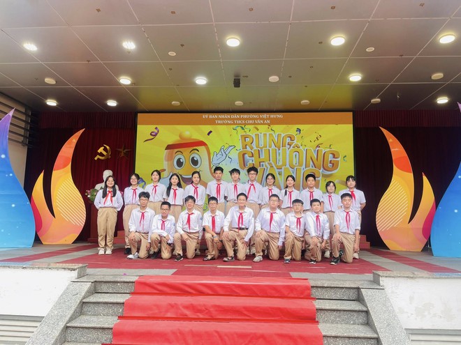 Trường THCS Chu Văn An tổ chức mô hình điểm lễ hưởng ứng ngày pháp luật nước CHXHCN Việt Nam - năm 2025- Ảnh 14.