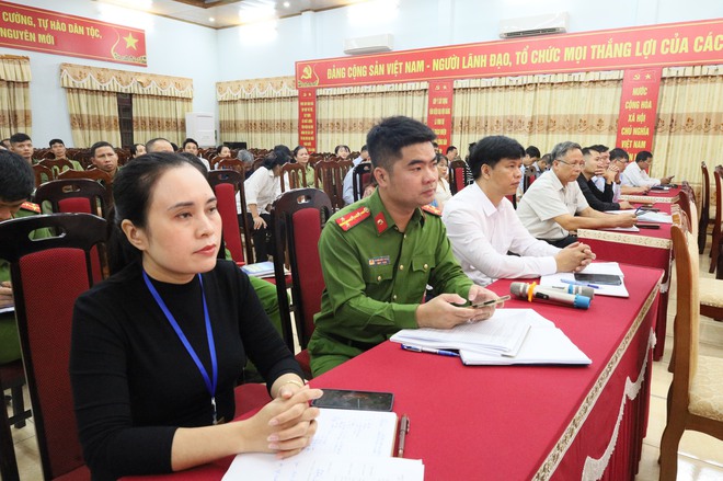 BAN CHỈ ĐẠO 197 XÃ CỔ ĐÔ TỔ CHỨC HỘI NGHỊ TRIỂN KHAI KẾ HOẠCH TỔNG KIỂM TRA, XỬ LÝ VI PHẠM VỀ TRẬT TỰ ĐÔ THỊ, TRẬT TỰ XÂY DỰNG, VỆ SINH MÔI TRƯỜNG- Ảnh 3.