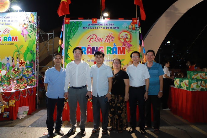 Rực rỡ "Đêm hội trăng rằm" phường Cầu Giấy năm 2025- Ảnh 8.
