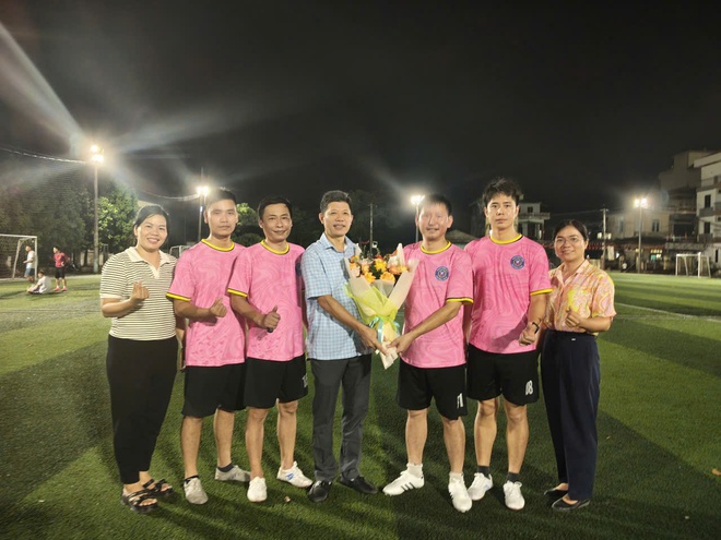 LỄ RA MẮT THÀNH LẬP ĐỘI BÓNG ĐÁ FC UBND XÃ HỒNG VÂN- Ảnh 2.