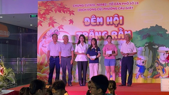 Trung thu gắn kết yêu thương tại các Tổ dân phố trên địa bàn phường Cầu Giấy- Ảnh 16.