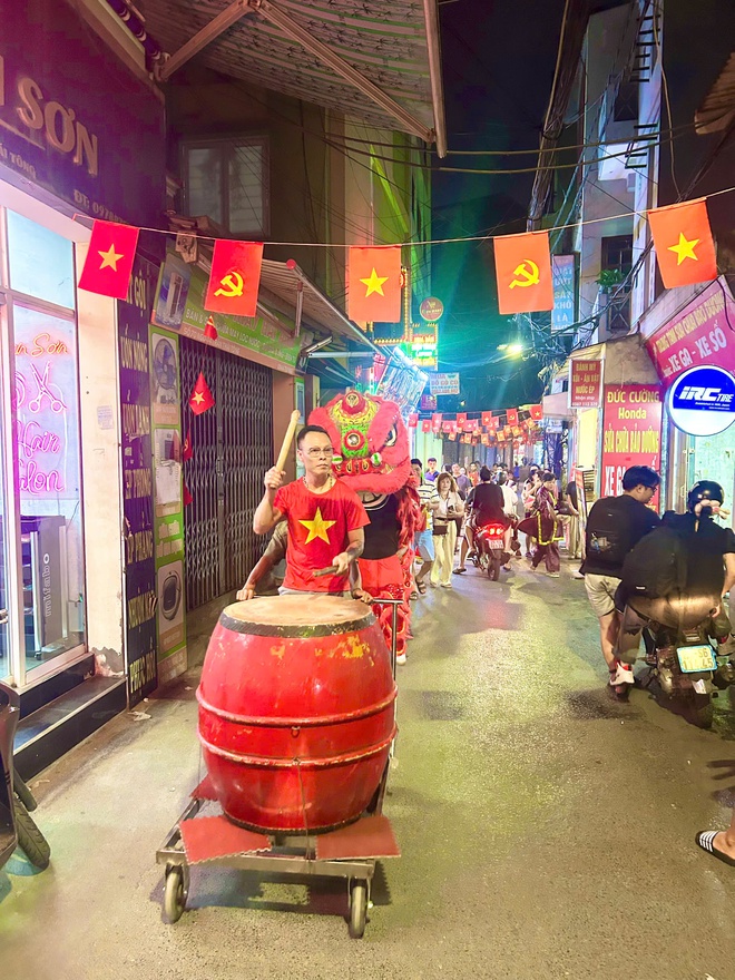 Trung thu gắn kết yêu thương tại các Tổ dân phố trên địa bàn phường Cầu Giấy- Ảnh 9.