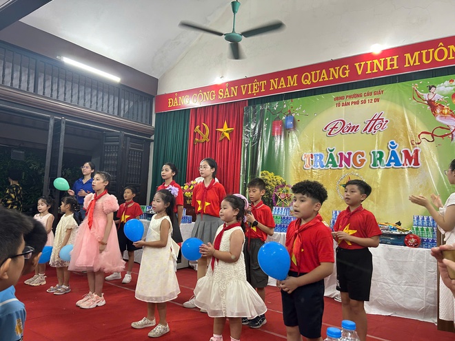 Trung thu gắn kết yêu thương tại các Tổ dân phố trên địa bàn phường Cầu Giấy- Ảnh 10.