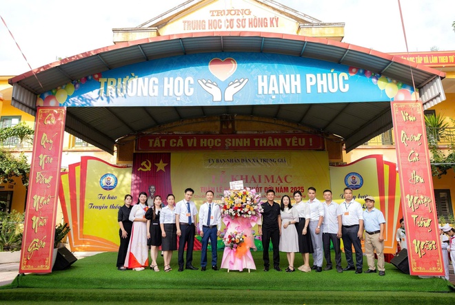 TRUNG GIÃ KHAI MẠC TUẦN LỄ HƯỞNG ỨNG HỌC TẬP SUỐT ĐỜI NĂM 2025- Ảnh 4.