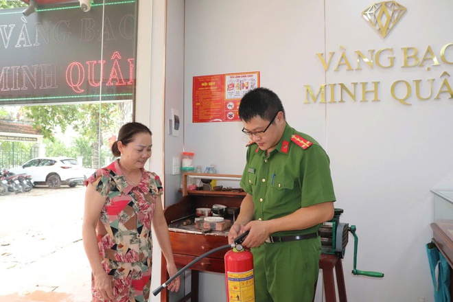 Xã Phú Nghĩa hưởng ứng ngày toàn dân phòng cháy, chữa cháy và cứu nạn, cứu hộ (04/10)- Ảnh 3.