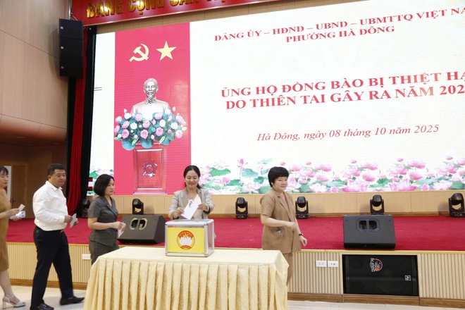 Phường Hà Đông phát động ủng hộ nhân dân bị ảnh hưởng do mưa bão năm 2025- Ảnh 6.