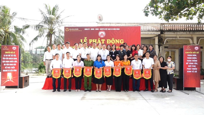 Lễ phát động ngày hội toàn dân học tập số và ngày chuyển đổi số quốc gia năm 2025; kỷ niệm 71 năm ngày giải phóng thủ đô( 10/10/1954-10/10/2025)- Ảnh 7.