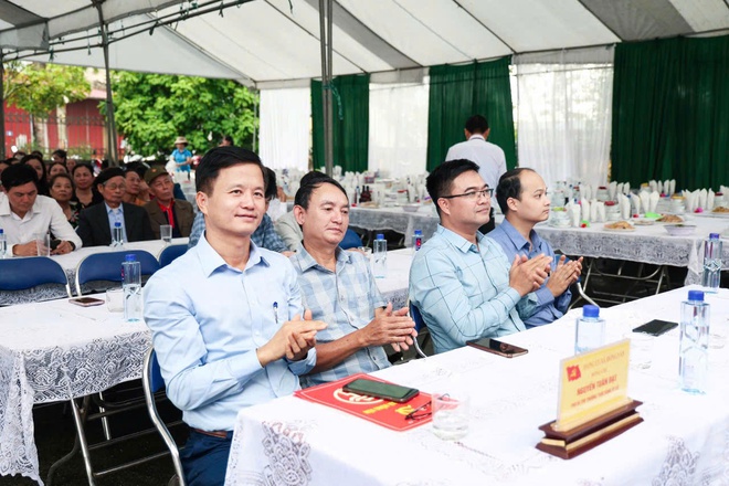 XÃ HỒNG VÂN TƯNG BỪNG NGÀY HỘI ĐẠI ĐOÀN KẾT TOÀN DÂN TỘC NĂM 2025 HƯỚNG TỚI KỶ NIỆM 95 NĂM NGÀY TRUYỀN THỐNG MẶT TRẬN TỔ QUỐC VIỆT NAM (18/11/1930-18/11/2025)- Ảnh 11.