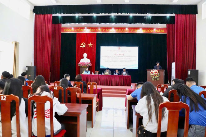 Hội nghị đối thoại giữa chủ tịch UBND xã với thanh niên trên địa bàn xã Hồng Vân năm 2025 - Ảnh 2.