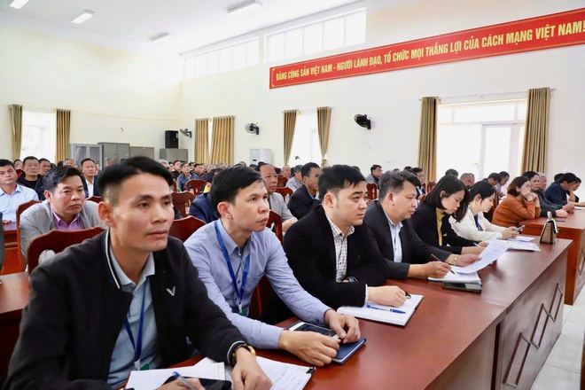 UBND xã Hồng Vân: Hội nghị đối thoại lắng nghe ý kiến của người dân về thủ tục hành chính - Ảnh 3.