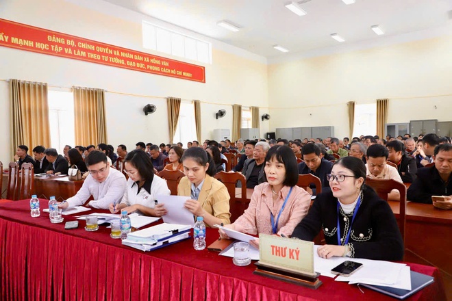 UBND xã Hồng Vân: Hội nghị đối thoại lắng nghe ý kiến của người dân về thủ tục hành chính - Ảnh 1.