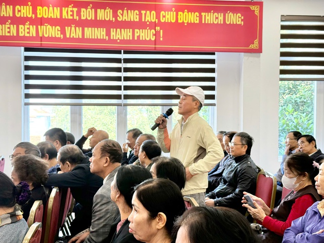 Hội nghị tiếp xúc cử tri của đại biểu HĐND phường Phúc Lợi trước kỳ họp thứ 3 HĐND lâm thời phường nhiệm kỳ 2021 -2026- Ảnh 2.