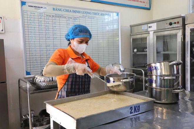 UBND xã Hồng Vân: Bồi dưỡng kiến thức vệ sinh an toàn thực phẩm, giáo dục dinh dưỡng kết hợp vận động tại trường Mầm non Hồng Vân - Ảnh 11.