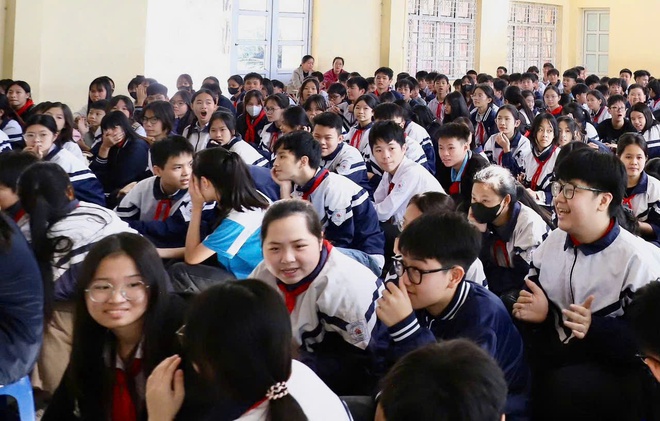 Truyền thông chăm sóc sức khoẻ vị thành niên tại trường THCS Vân Tảo- Ảnh 2.