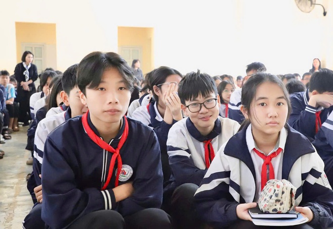 Truyền thông chăm sóc sức khoẻ vị thành niên tại trường THCS Vân Tảo- Ảnh 4.