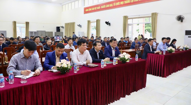 Tổ đại biểu HĐND TP Hà Nội (Đơn vị bầu cử số 18) tiếp xúc cử tri 4 xã: Thường Tín, Thượng Phúc, Hồng Vân, Chương Dương sau kỳ họp thứ 28 HĐND TP Hà Nội năm 2025, khóa XVI, nhiệm kỳ 2021 - 2026.- Ảnh 2.