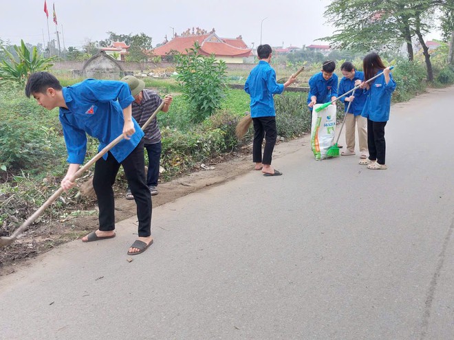 XÃ TRUNG GIÃ ĐỒNG LOẠT RA QUÂN VỆ SINH MÔI TRƯỜNG NÂNG CAO CHẤT LƯỢNG KHÔNG KHÍ- Ảnh 12.